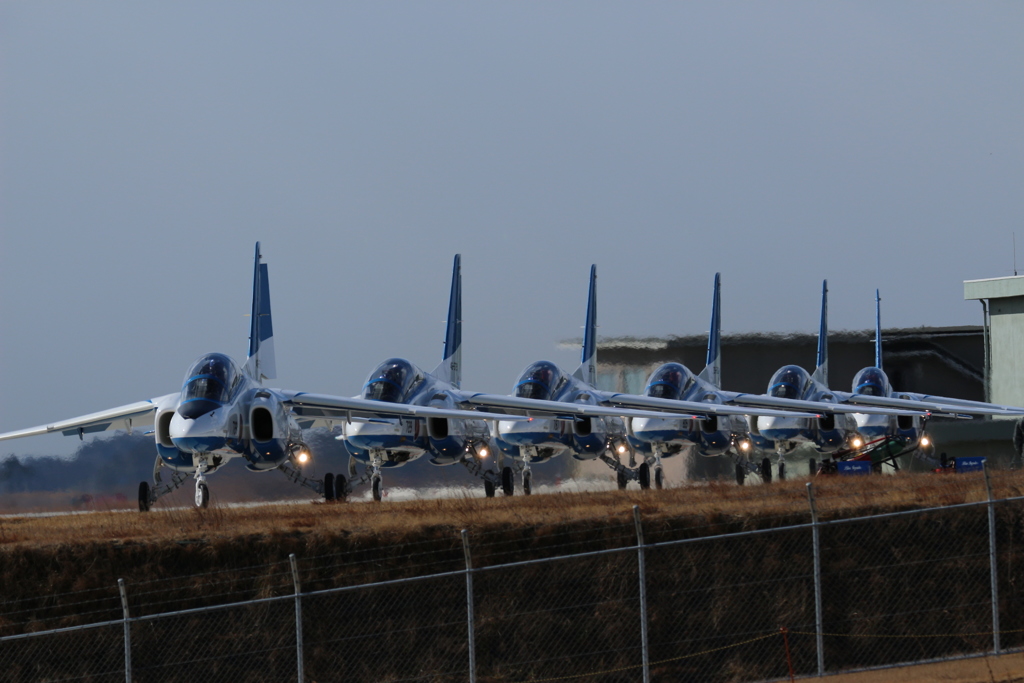 松島基地上空訓練終了ベース帰投3