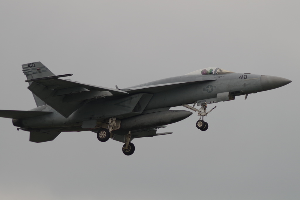 F18E着陸