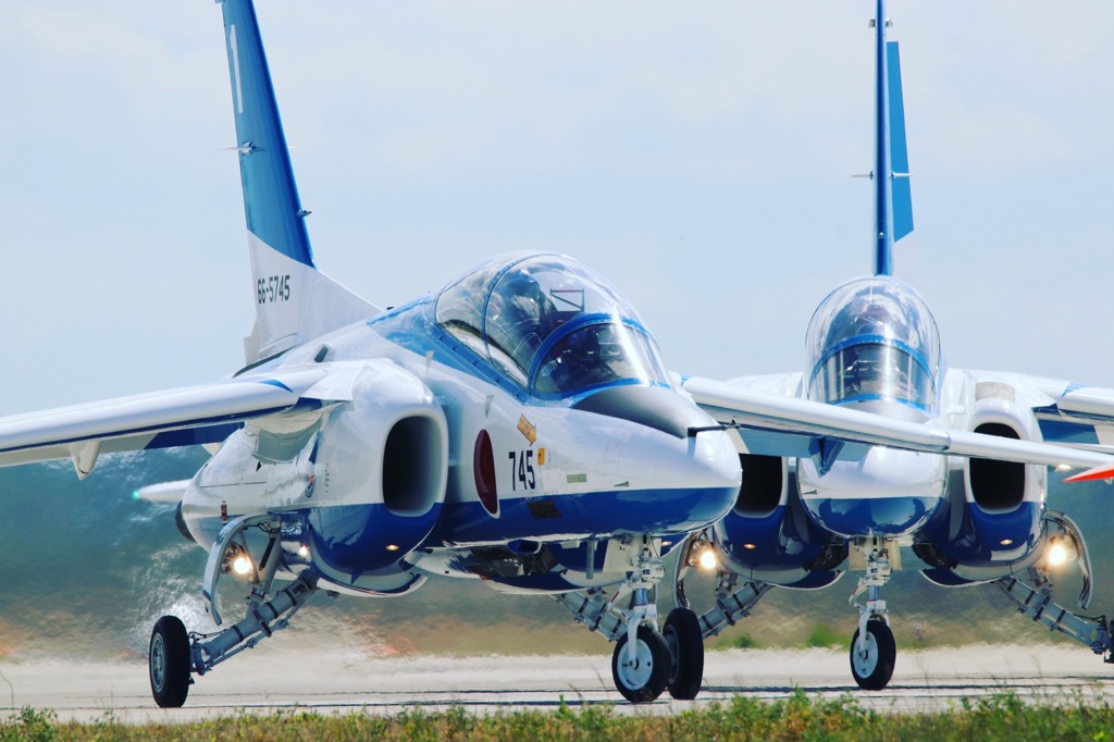 基地上空訓練終了2