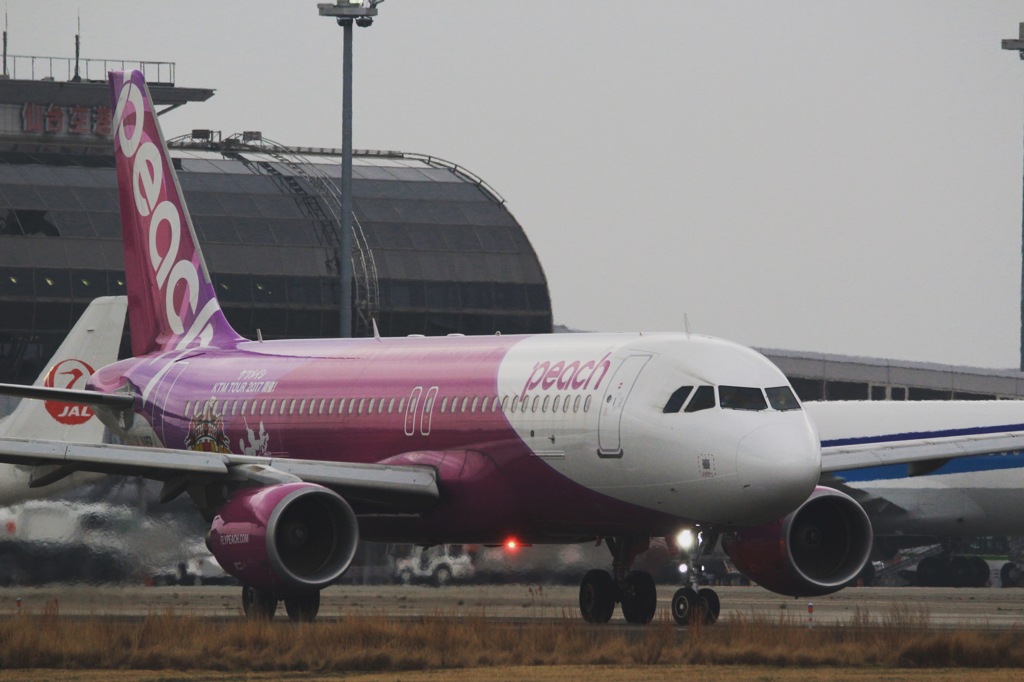 20170408仙台空港離陸ランディング