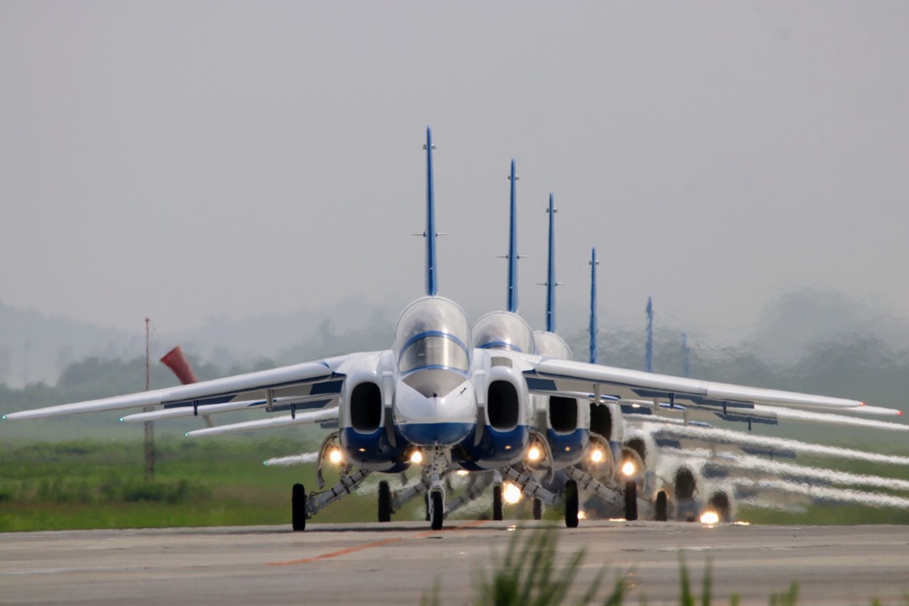 松島基地上空訓練終了2