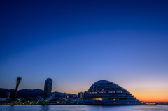 夜明け前の神戸