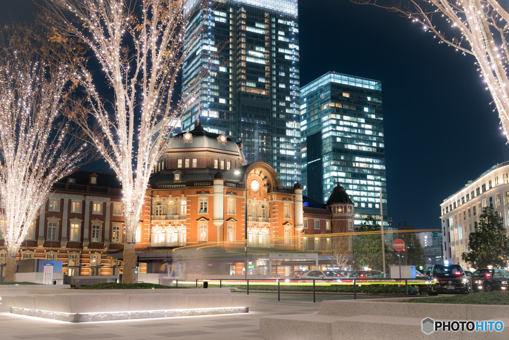 クリスマス前の東京駅