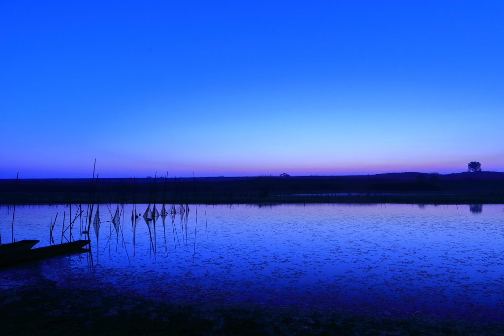 夜明け前の静寂