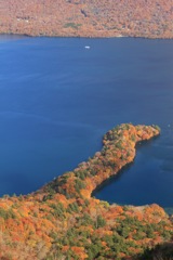 日光中禅寺湖・八丁出島