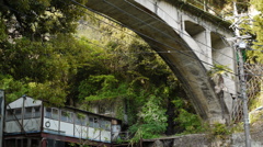 奥多摩の廃線路の橋