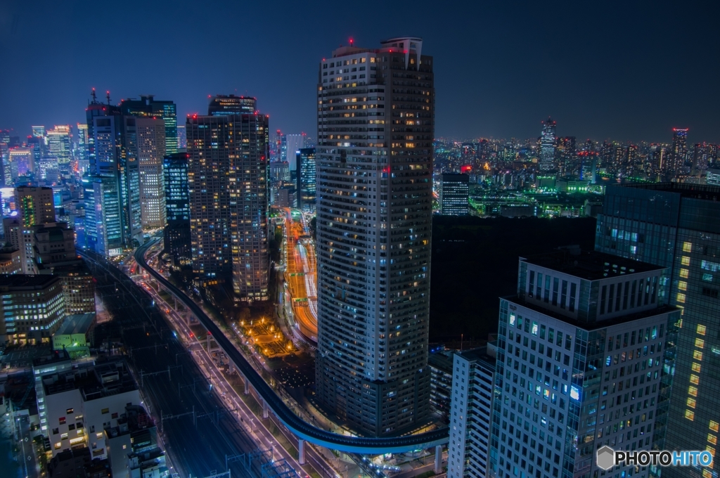 やっぱり東京の夜は明るいなぁ