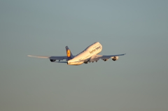 夕暮れの７４７　４