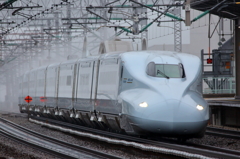 雨を切り裂いて