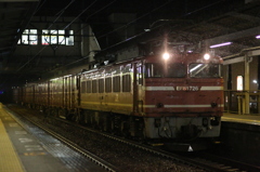 ８５ㇾ　代走ＥＦ81