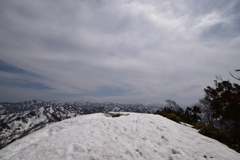 残雪の口三方岳山頂