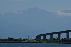 浮かぶ立山連峰