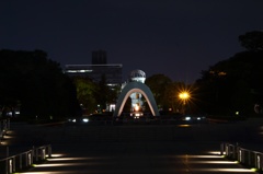 平和公園と平和の灯と原爆ドームと...