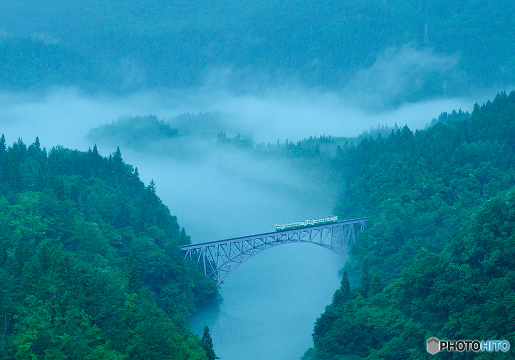 川霧渡る