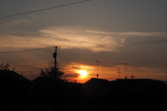住宅地の夜明け