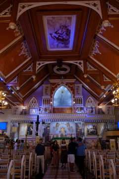 神々の住むところ