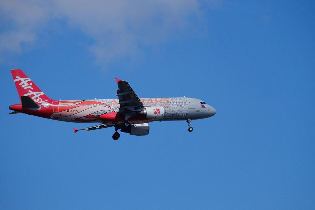 外にまで乗客が