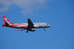 外にまで乗客が