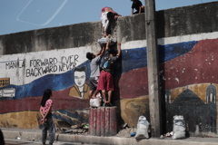 セメント泥棒　マニラの貧困