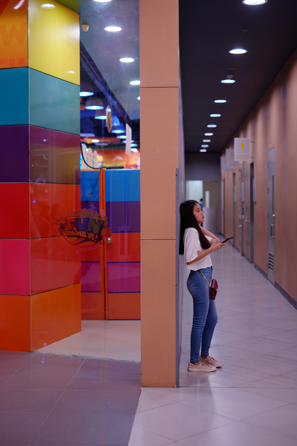 待てど暮らせど