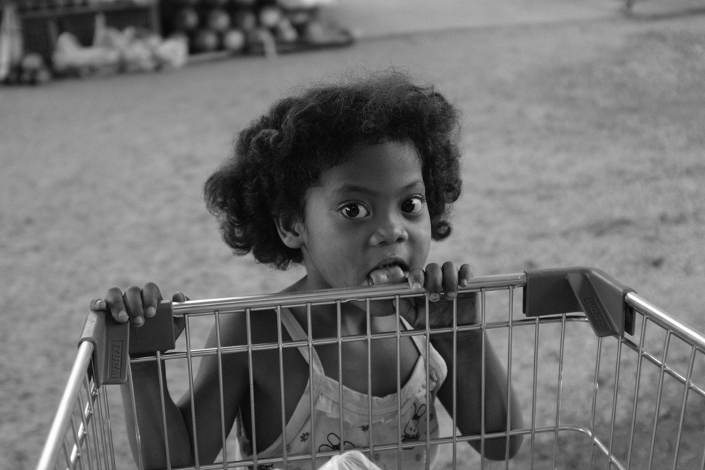 フィリピン原住民アエタの子