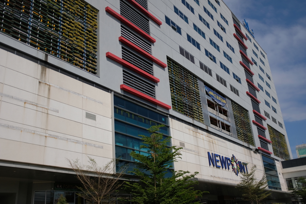 ショッピングモール外観