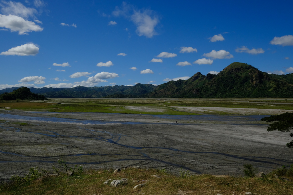 ピナツボ火山の傷跡