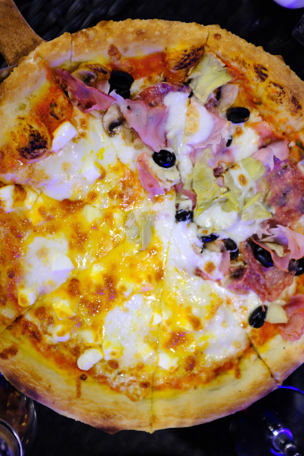 ここのピザは一押し