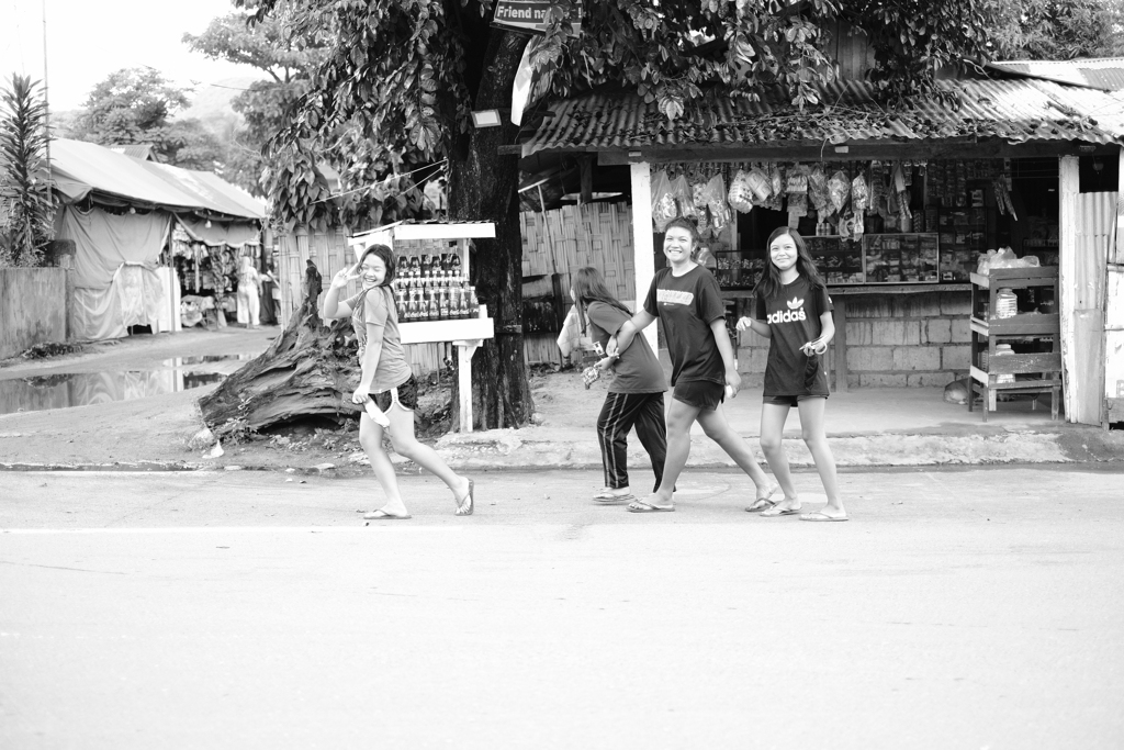 それぞれのはにかみ方