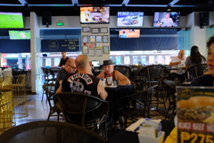 チョイ悪オヤジ達の会合