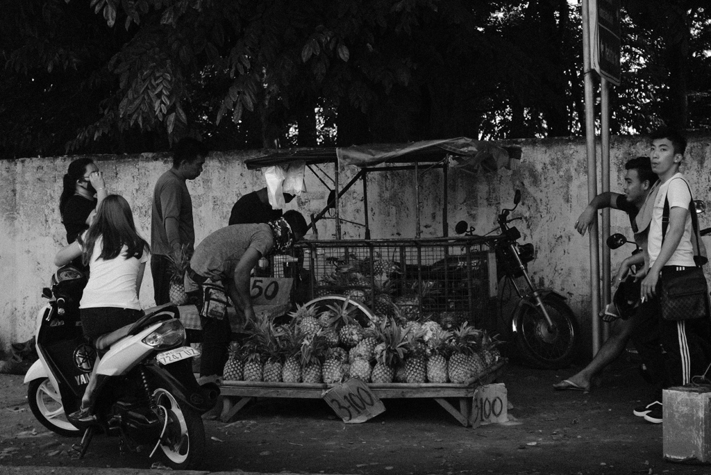 パイナップル売り