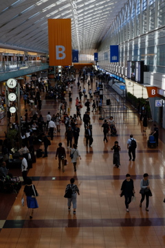 行く人、来る人