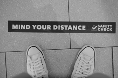 ソーシャルディスタンス