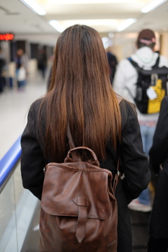 振り向かないで 