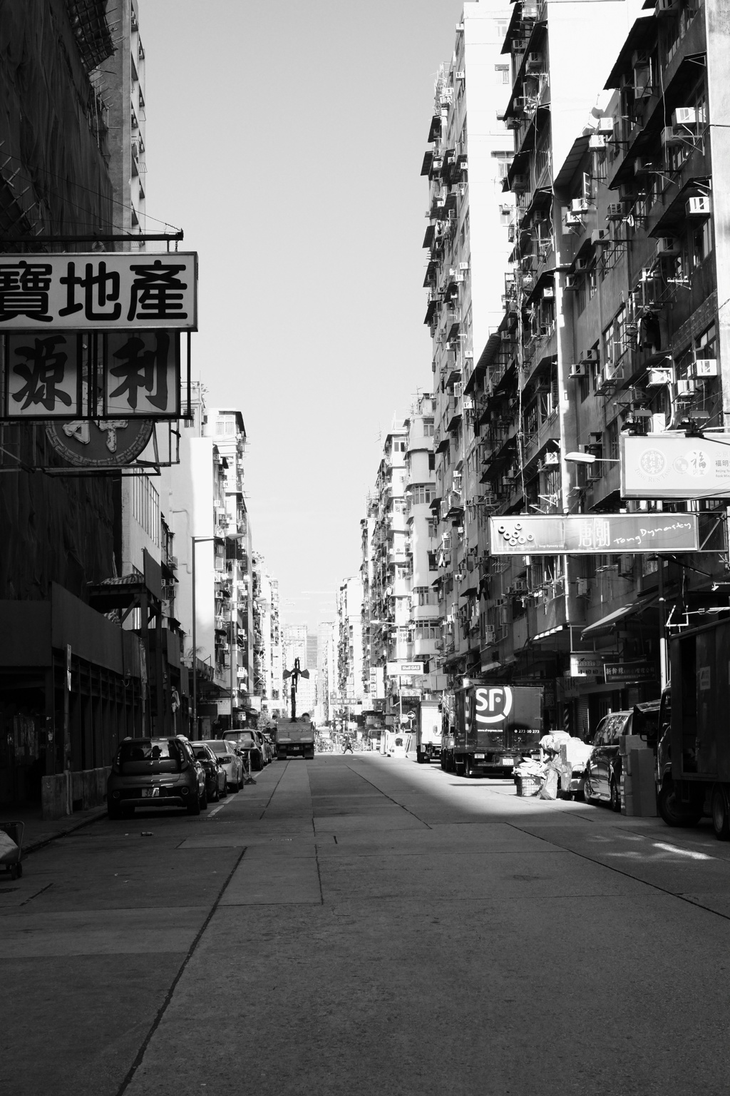 香港の街並み　下町