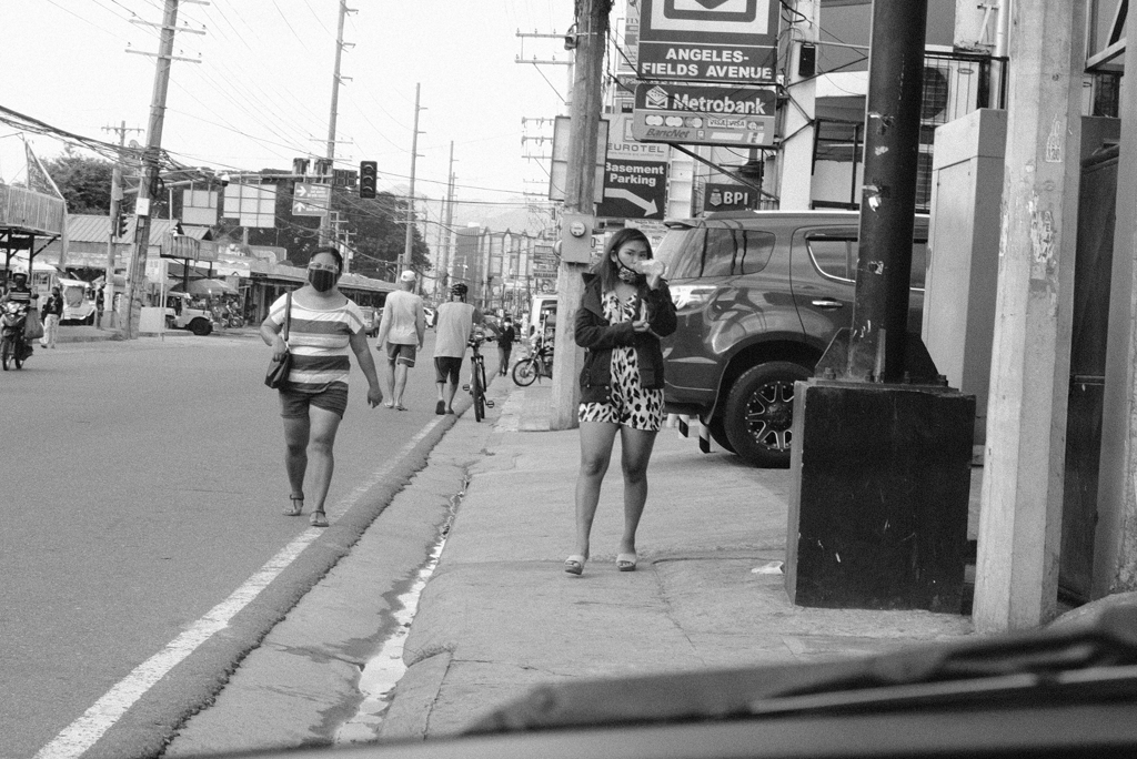 くっ、来る❕　ドムか?