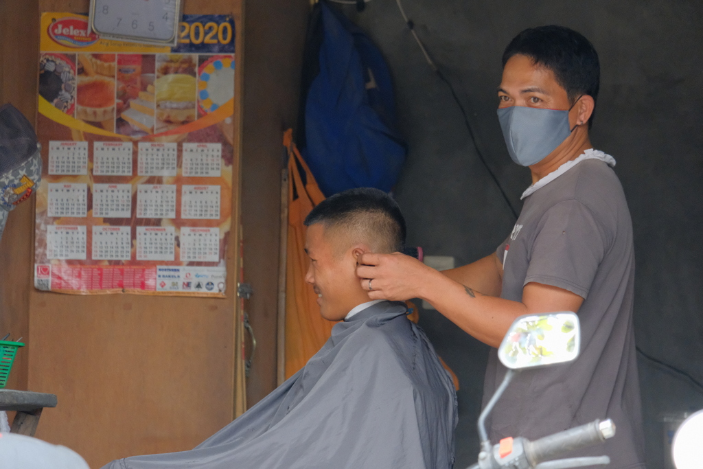 オープンハウスの床屋